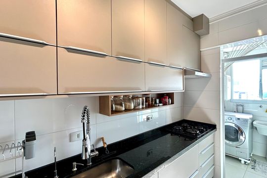 Cozinha de apartamento à venda com 3 quartos, 107m² em Vila Galvão, Guarulhos