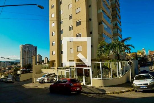 Fachada do Prédio de apartamento à venda com 3 quartos, 107m² em Vila Galvão, Guarulhos