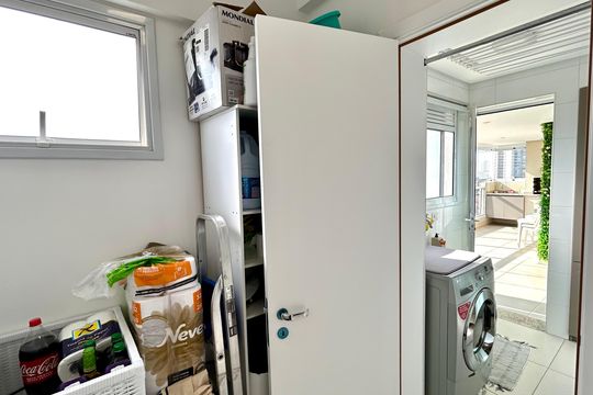 Despensa de apartamento à venda com 3 quartos, 107m² em Vila Galvão, Guarulhos