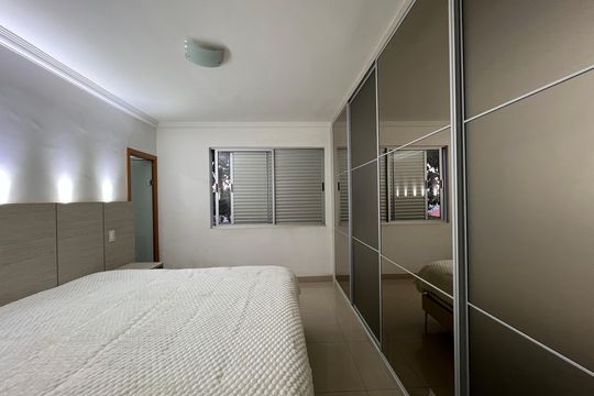 Apartamento para alugar com 4 quartos, 140m² em Pampulha, Belo Horizonte