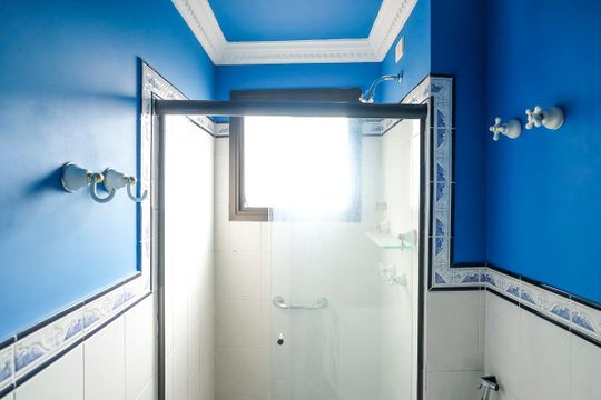 Banheiro de apartamento à venda com 3 quartos, 98m² em Santo Antônio, São Caetano do Sul