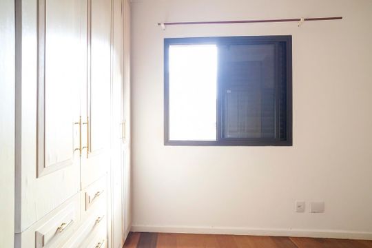 Quarto de apartamento à venda com 3 quartos, 98m² em Santo Antônio, São Caetano do Sul