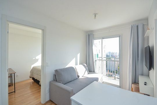 Apartamento para alugar com 2 quartos, 37m² em Vila Inglesa, São Paulo