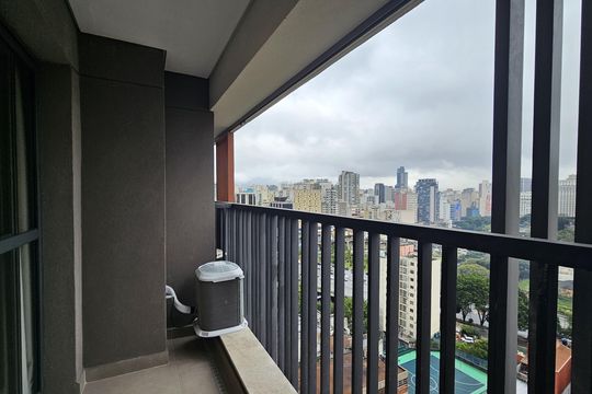 Varanda de kitnet/studio para alugar com 1 quarto, 24m² em Liberdade, São Paulo