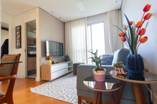 Sala de apartamento à venda com 2 quartos, 50m² em Vila Guilhermina, São Paulo