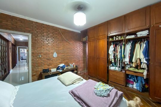 Casa para alugar com 3 quartos, 900m² em Barreiro, Belo Horizonte
