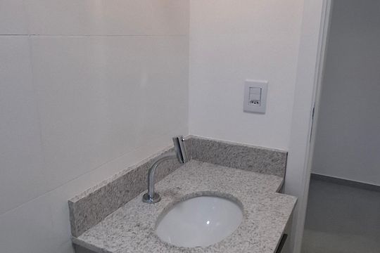Banheiro de apartamento para alugar com 2 quartos, 84m² em Jardim Botânico, Ribeirão Preto