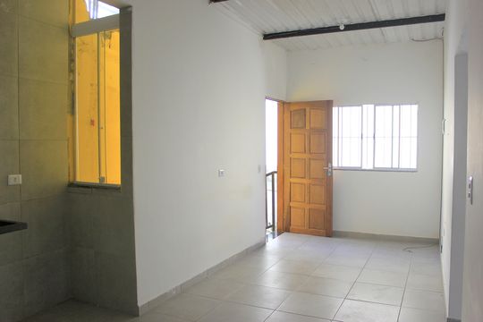Casa para alugar com 2 quartos, 60m² em Vila Rio de Janeiro, Guarulhos