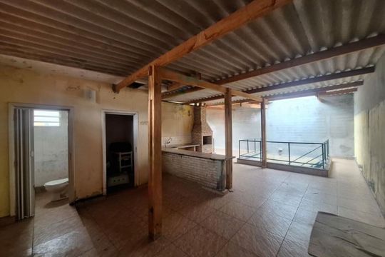 Casa à venda com 3 quartos, 197m² em Jardim Consorcio, São Paulo