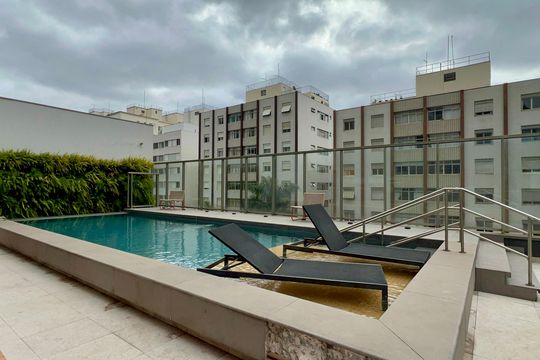 Piscina de kitnet/studio à venda com 1 quarto, 25m² em Vila Madalena, São Paulo