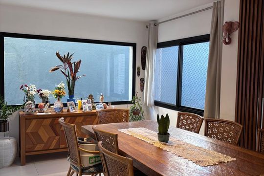 Sala de casa à venda com 2 quartos, 360m² em Cidade São Francisco, São Paulo