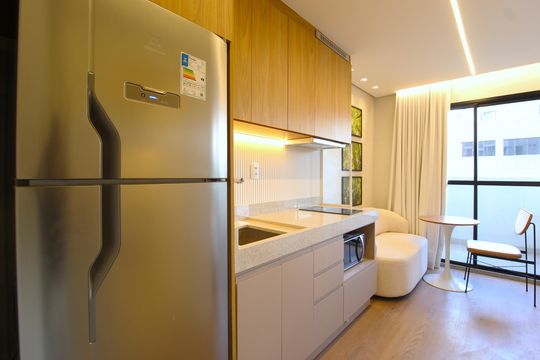 Cozinha de casa de condomínio para alugar com 1 quarto, 24m² em Moema, São Paulo