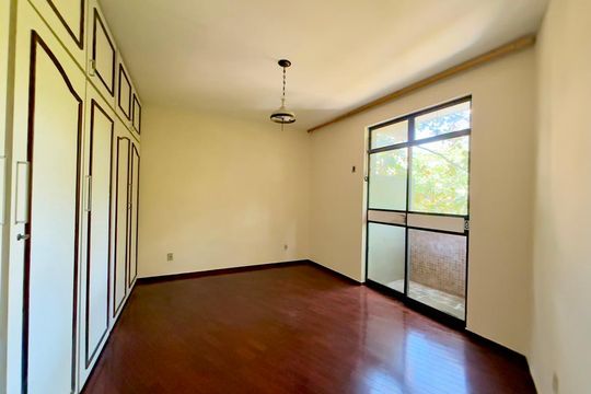 Apartamento à venda com 4 quartos, 149m² em Gutierrez, Belo Horizonte