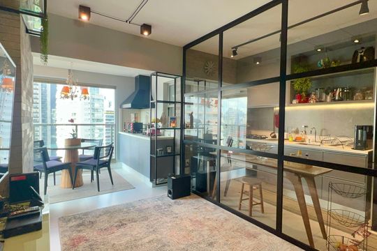 Sala de TV de apartamento à venda com 2 quartos, 70m² em Sumarezinho, São Paulo