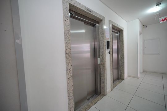 Elevador de apartamento para alugar com 2 quartos, 65m² em Forquilhinhas, São José