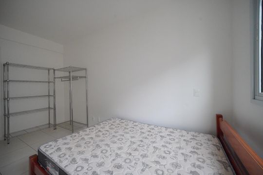 Quarto 2 de apartamento para alugar com 2 quartos, 65m² em Forquilhinhas, São José