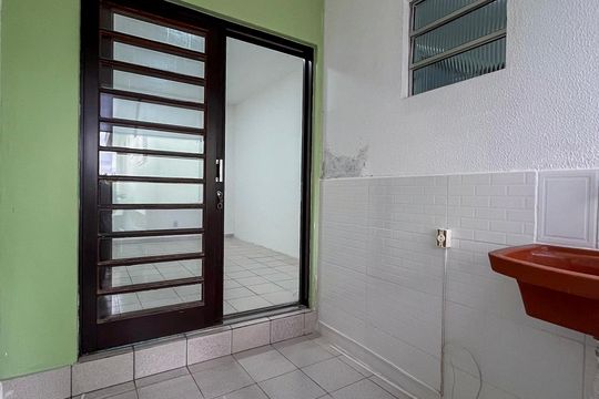 Área de Serviço de casa para alugar com 1 quarto, 49m² em Jardim Maria Estela, São Paulo