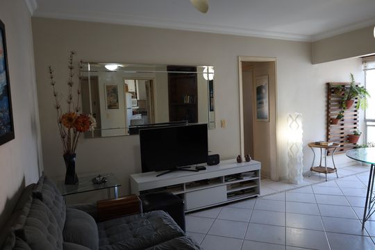 Sala de apartamento à venda com 2 quartos, 60m² em Jardim Anhanguera, São Paulo