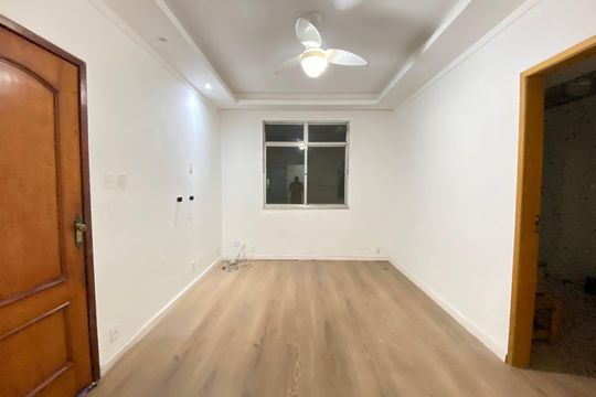 Casa à venda com 3 quartos, 110m² em Quintino Bocaiúva, Rio de Janeiro