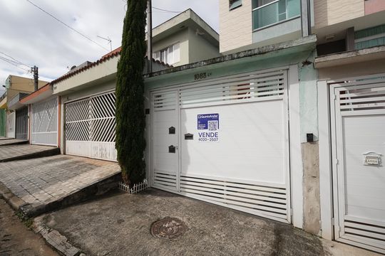 Placa de casa à venda com 3 quartos, 166m² em Campestre, Santo André