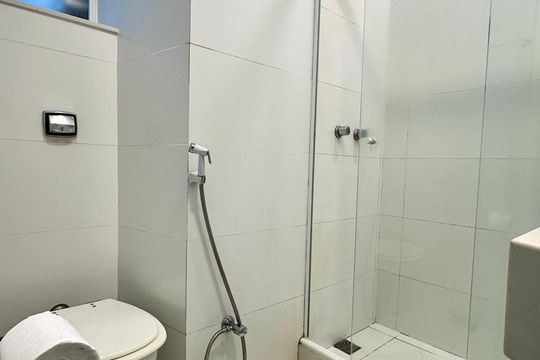 Apartamento à venda com 2 quartos, 70m² em Leblon, Rio de Janeiro