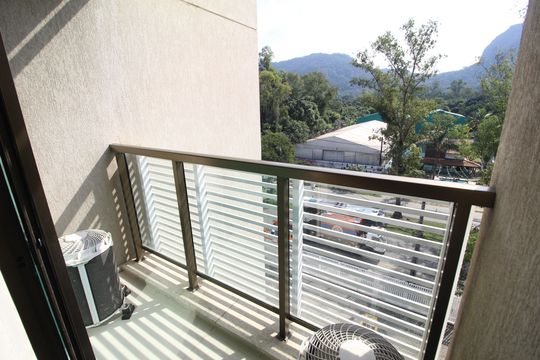 Sala - Varanda de apartamento à venda com 1 quarto, 36m² em Jacarepaguá, Rio de Janeiro