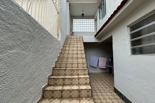 Escada de apartamento à venda com 1 quarto, 40m² em Engenho de Dentro, Rio de Janeiro