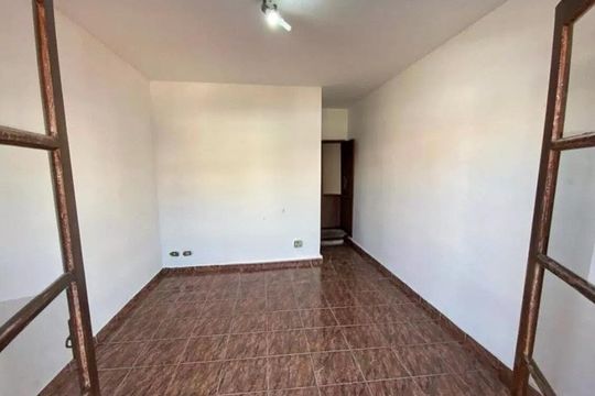 Quarto de casa à venda com 3 quartos, 180m² em Jardim Vila Galvao, Guarulhos
