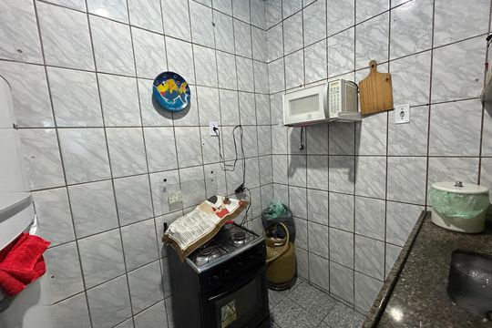 Cozinha de casa para alugar com 2 quartos, 80m² em Turiaçú, Rio de Janeiro