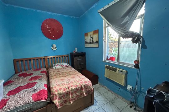 Quarto 2 de casa para alugar com 2 quartos, 80m² em Turiaçú, Rio de Janeiro