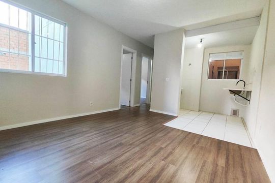 Cozinha de apartamento para alugar com 2 quartos, 45m² em Restinga, Porto Alegre