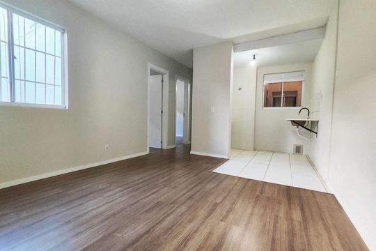 Sala de apartamento para alugar com 2 quartos, 45m² em Restinga, Porto Alegre
