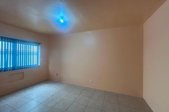 Quarto de apartamento à venda com 1 quarto, 50m² em Nossa Senhora das Gracas, Canoas