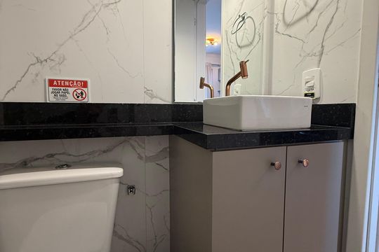 Banheiro de apartamento para alugar com 1 quarto, 25m² em Centro Histórico de São Paulo, São Paulo