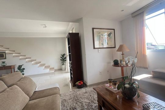 Casa de Condomínio à venda com 3 quartos, 234m² em Santa Cruz, Valinhos