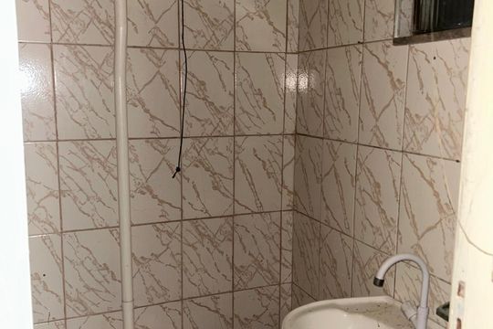 Banheiro de casa para alugar com 2 quartos, 40m² em Marumbi, Juiz de Fora