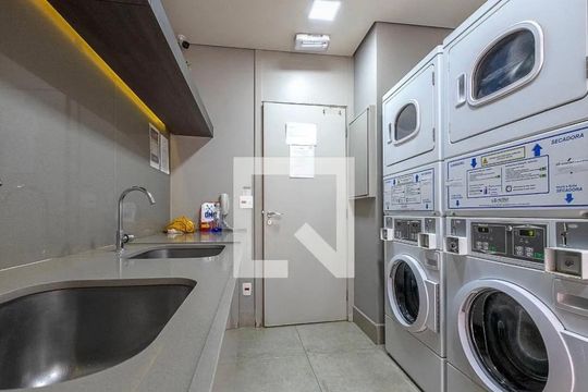 Apartamento para alugar com 1 quarto, 43m² em Vila Madalena, São Paulo