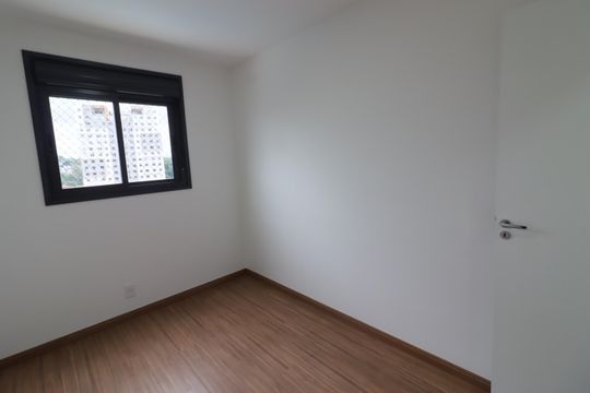 Quarto 1 de apartamento para alugar com 2 quartos, 48m² em Centro, Osasco