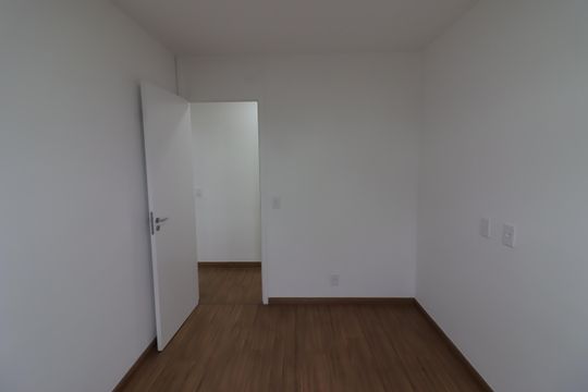 Quarto 1 de apartamento para alugar com 2 quartos, 48m² em Centro, Osasco