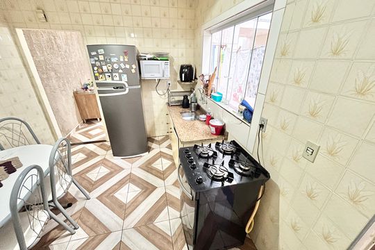 Cozinha de casa para alugar com 2 quartos, 130m² em Chora Menino, São Paulo