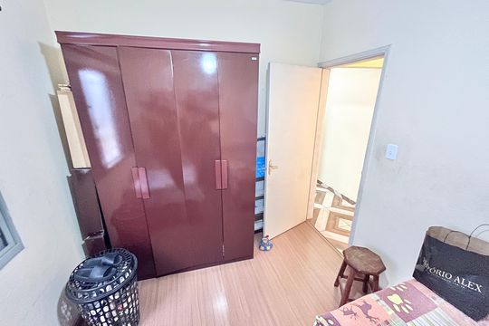 Quarto 2 de casa para alugar com 2 quartos, 130m² em Chora Menino, São Paulo