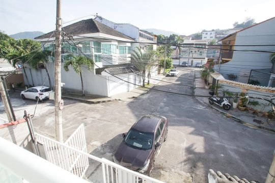 Vista da Suíte 2 de casa para alugar com 3 quartos, 200m² em Taquara, Rio de Janeiro