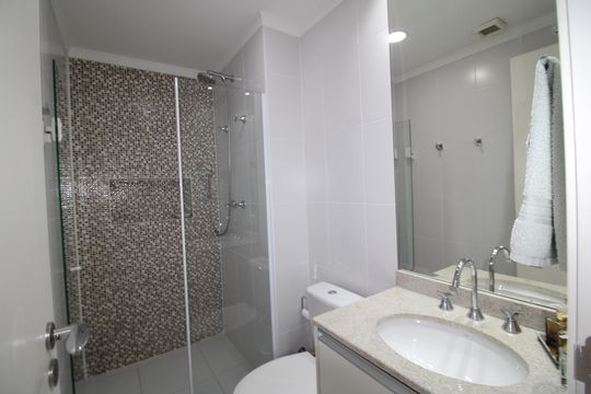 Banheiro de apartamento à venda com 2 quartos, 73m² em Santana, São Paulo