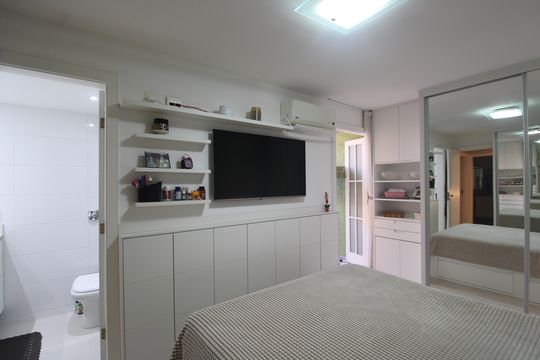 Suíte de casa de condomínio à venda com 3 quartos, 181m² em Jacarepaguá, Rio de Janeiro