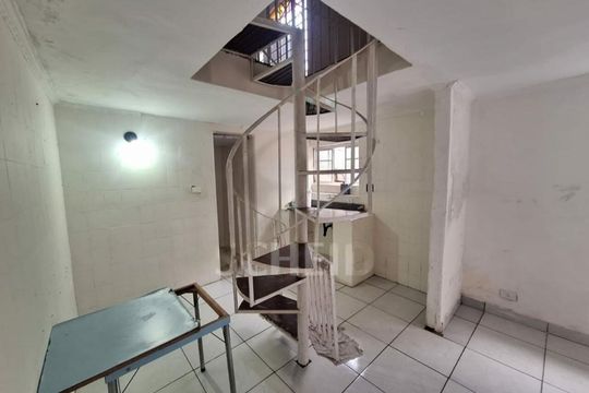 Casa à venda com 3 quartos, 117m² em Vila do Castelo, São Paulo