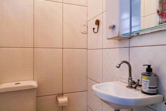 Casa à venda com 4 quartos, 200m² em Jardim Umarizal, São Paulo