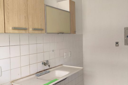 Sala de apartamento para alugar com 2 quartos, 48m² em Campo Grande, Rio de Janeiro