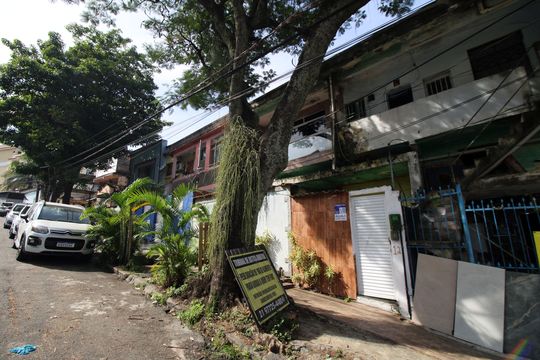 Fachada de kitnet/studio à venda com 1 quarto, 30m² em Brás de Pina, Rio de Janeiro