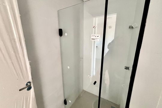 Banheiro de apartamento à venda com 2 quartos, 36m² em Jardim Hercilia, São Paulo