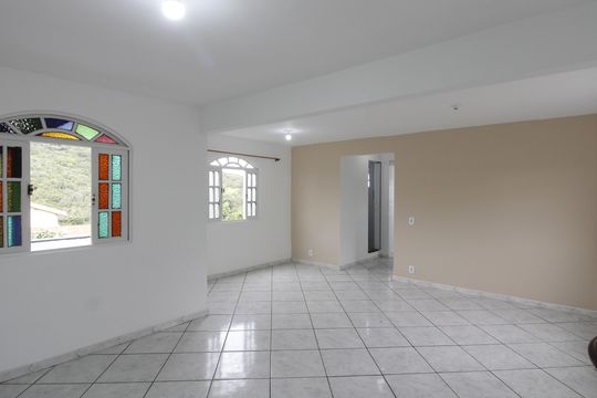 Casa de Condomínio para alugar com 2 quartos, 58m² em Peró, Cabo Frio